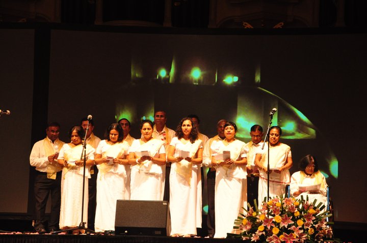 251052_206517929384039_100000775013161_498285_2515697_n