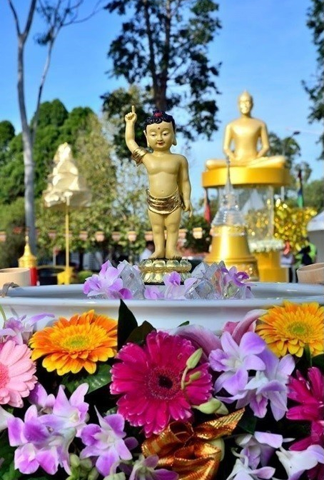 vesak_2017_pk_park_17-e1556803996773.jpg